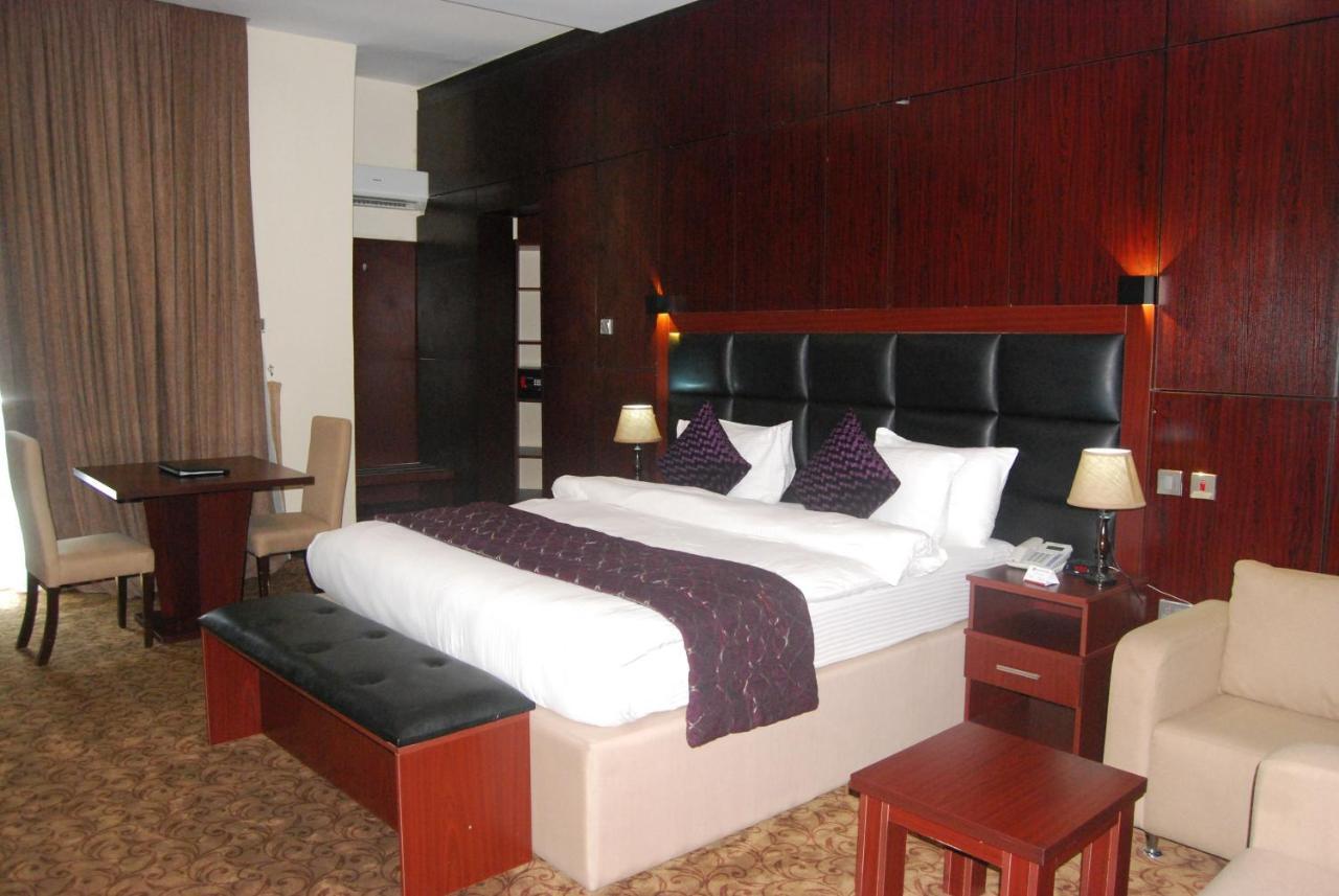 Best Western Plus Enugu Ngoại thất bức ảnh