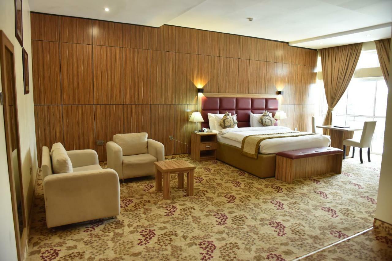 Best Western Plus Enugu Ngoại thất bức ảnh