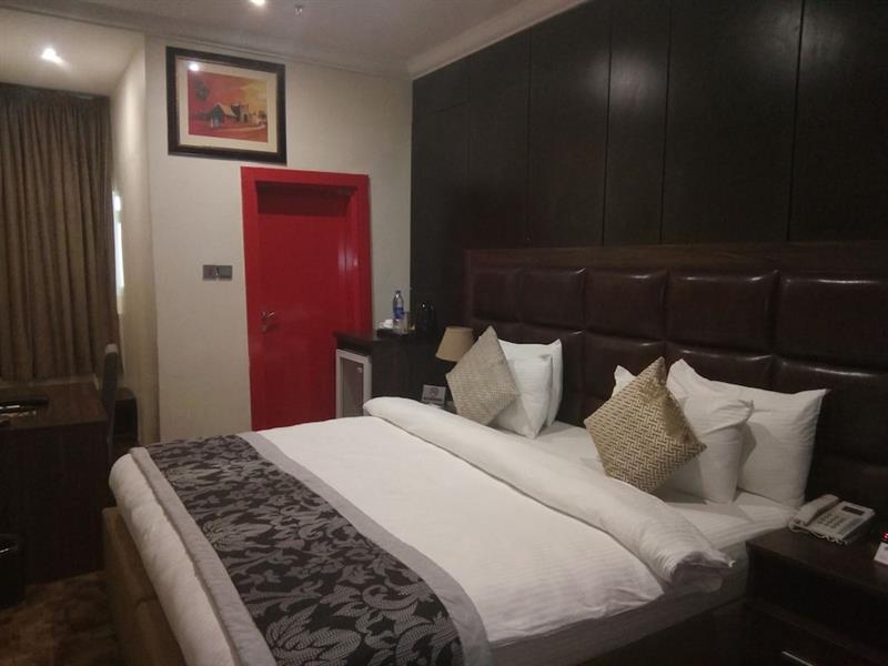 Best Western Plus Enugu Ngoại thất bức ảnh